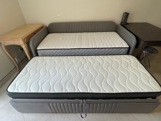 Sofá Cama Gris Extensible + Colchones