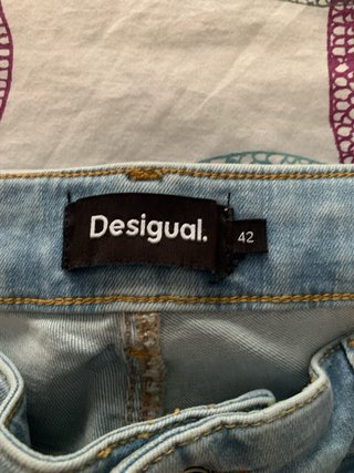 Pantalón vaquero Desigual azul talla 42