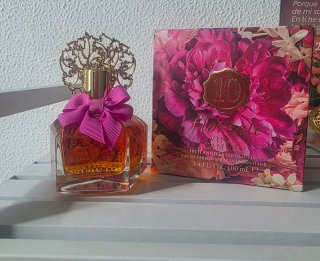 Floreale Vince Camuto