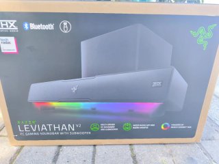 Razer Leviathan V2 Soundbar + Subwoofer