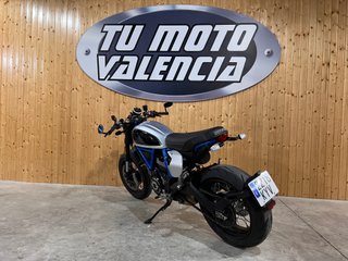 Ducati Scrambler Cafe Racer