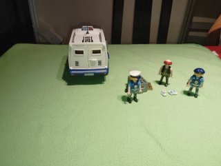 Furgón Policía Playmobil con Figuras y Accesorios