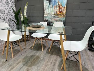 Mesa de cristal  120cm con sillas