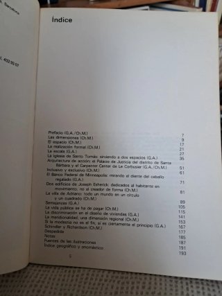 Dimensiones de la arquitectura espacio, forma y...