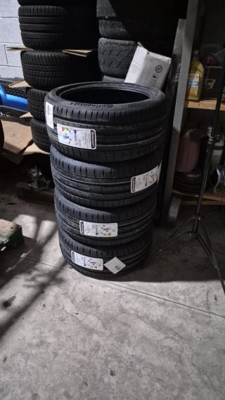 Llantas Racing Division Trofeo 18x8.5 ET45 5x112