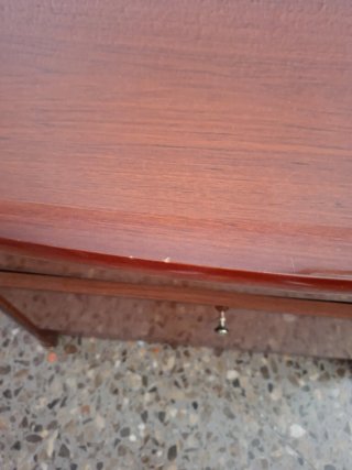 Mesillas de noche de madera