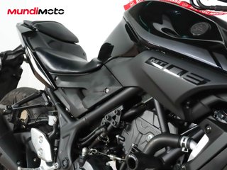 YAMAHA MT 03