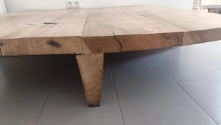 Tavolo da salotto in legno massello