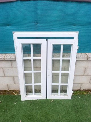 Ventanas aluminio cristal opaco.  Cuatro medidas.
