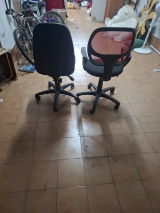 Sedie da studio nere e rosse 15 le due
