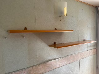 Estanterías de madera (beige/marrón)