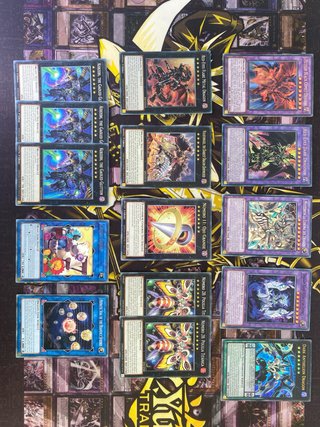 YUGIOH DECK - DRAGÓN NEGRO OJOS ROJOS + METALMORPH