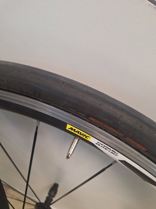 Ruedas Mavic Cosmic UST SIN CASETE