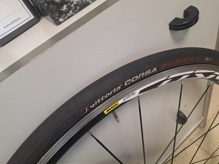 Ruedas Mavic Cosmic UST SIN CASETE