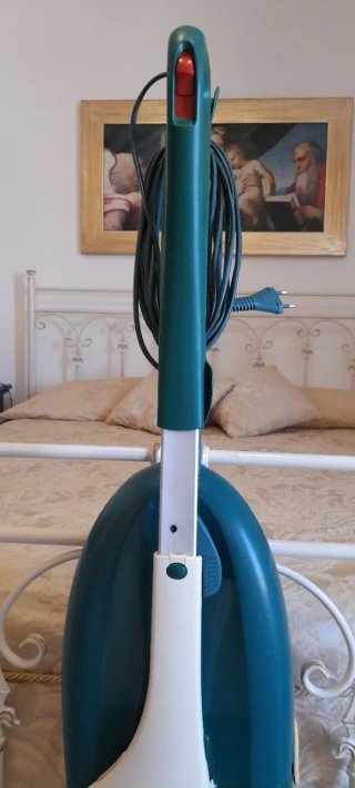 Folletto VK 135