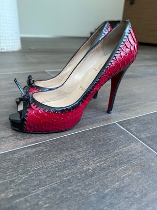 Zapatos Christian Louboutin Peep Toe Rojos