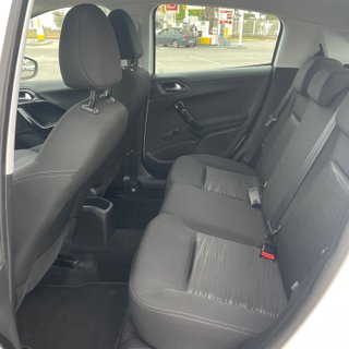 Peugeot 208 2018