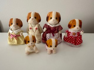 Familia Perros Sylvanian Chifon