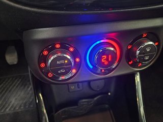 Opel Adam ADAM ROCKS 1.0 ECOTEC Direct Injection Turbo 115 CV