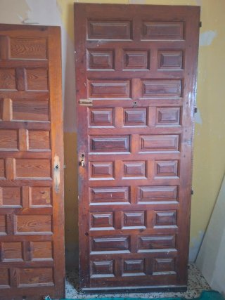 Puertas Madera Maciza Cuarterones