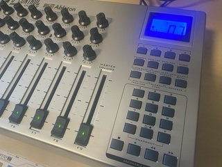 Controller MIDI Evolution UC-33 USB
