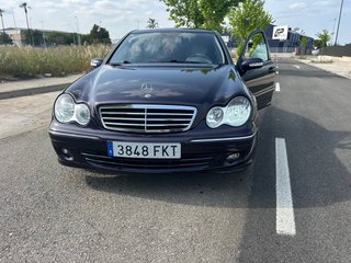 Mercedes-Benz C270 2003