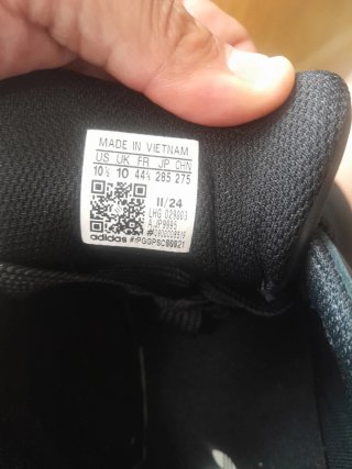 Zapatilla Adidas Campus 00s Negra y Dorada