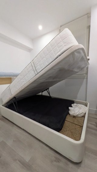 Estructura de cama (canapé) y colchón 135 cms