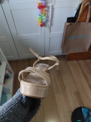 Sandalias Tacón Beige para Evento
