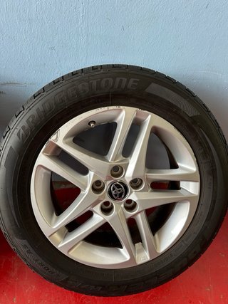 Llantas Toyota C-HR