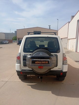 Mitsubishi Montero 2011
