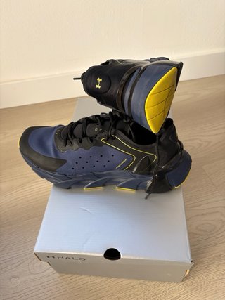 Zapatillas Under Armour Azul y Amarillo
