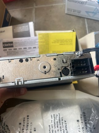Radio Clarion ARX5570R come neuvo