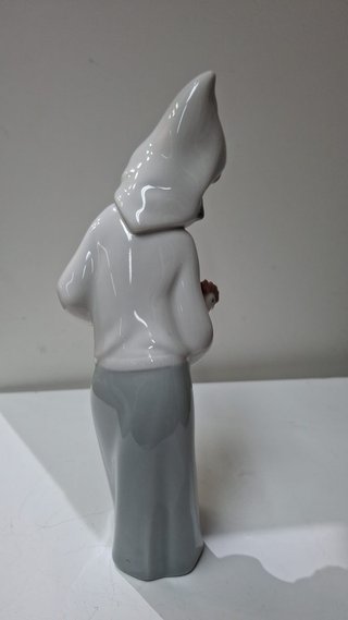 Figura Lladró Pastorcilla gallo Belén