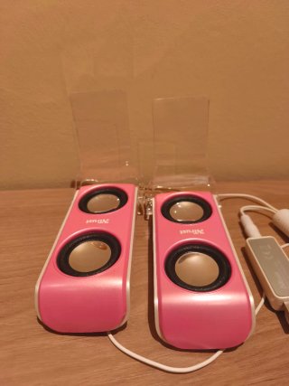 Altavoces Mini Trust Rosas USB