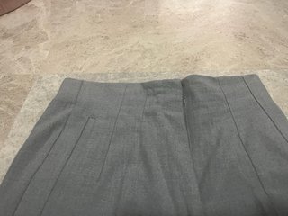 Pantalón gris