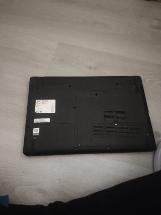 Portátil Fujitsu A357 Core i5 7ª Gen
