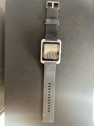 Orologio Digitale Argento e Nero
