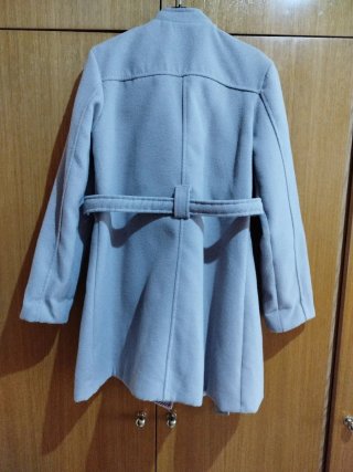 Chaqueta gabardina niña beige