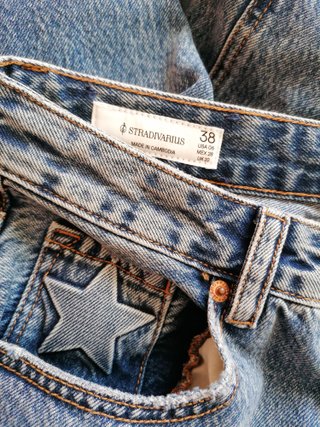 Pantalones vaqueros con estrellas