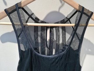 Vestido negro con encaje