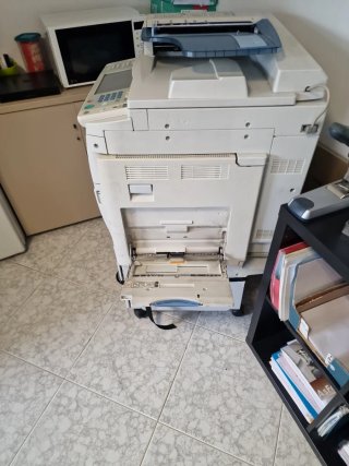 Impresora Ricoh Aficio MP C2050