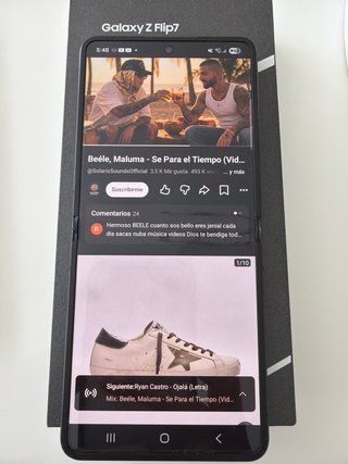 Samsung Galaxy Z Flip 7 multicolor