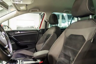 Volkswagen Golf Sport 1.6 110cv