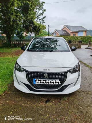 Peugeot 208 2022