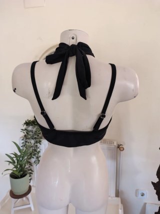 Top bikini negro halter drapeado talla 46