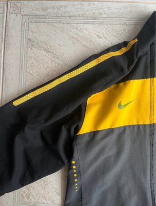 Jaqueta Brasil Nike Vintage 2010