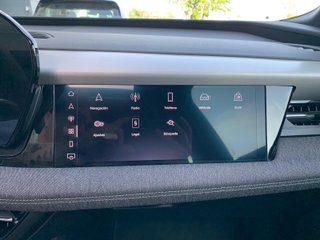 Audi Q6 e-tron S Line Performance