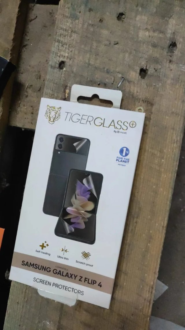 LOTE 50 TELÉFONOS NUEVOS + 500 ACCESORIOS