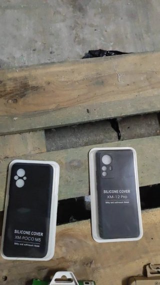 LOTE 50 TELÉFONOS NUEVOS + 500 ACCESORIOS